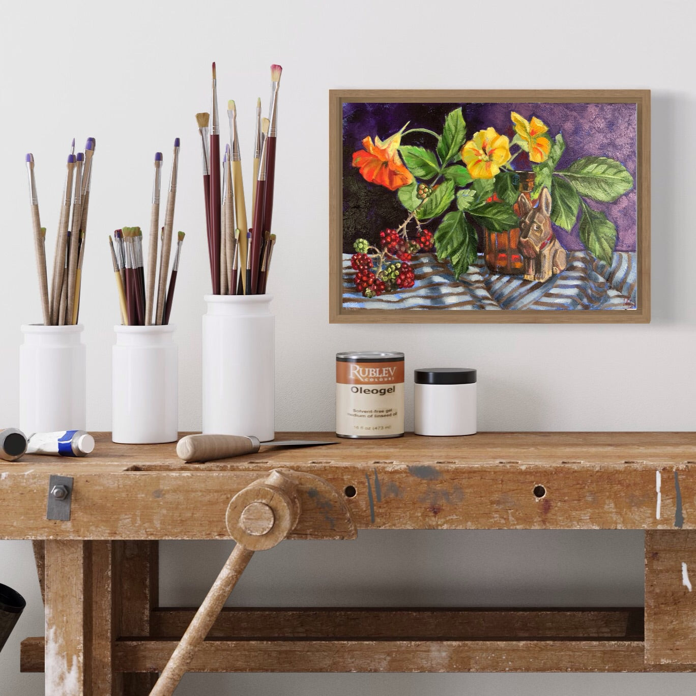 Blackberries with side eye